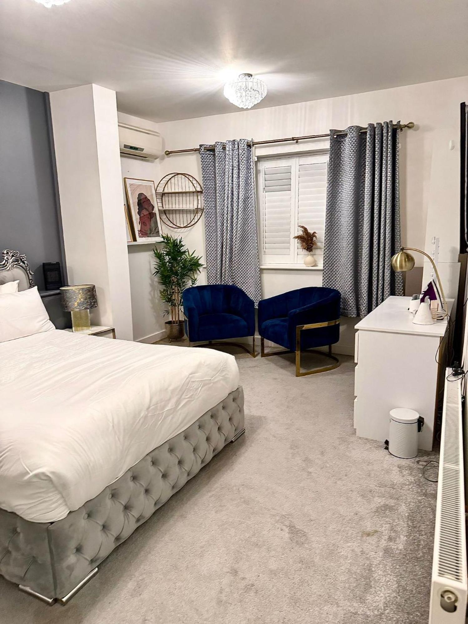 Deluxe Spacious King Size Room Hornchurch Bagian luar foto