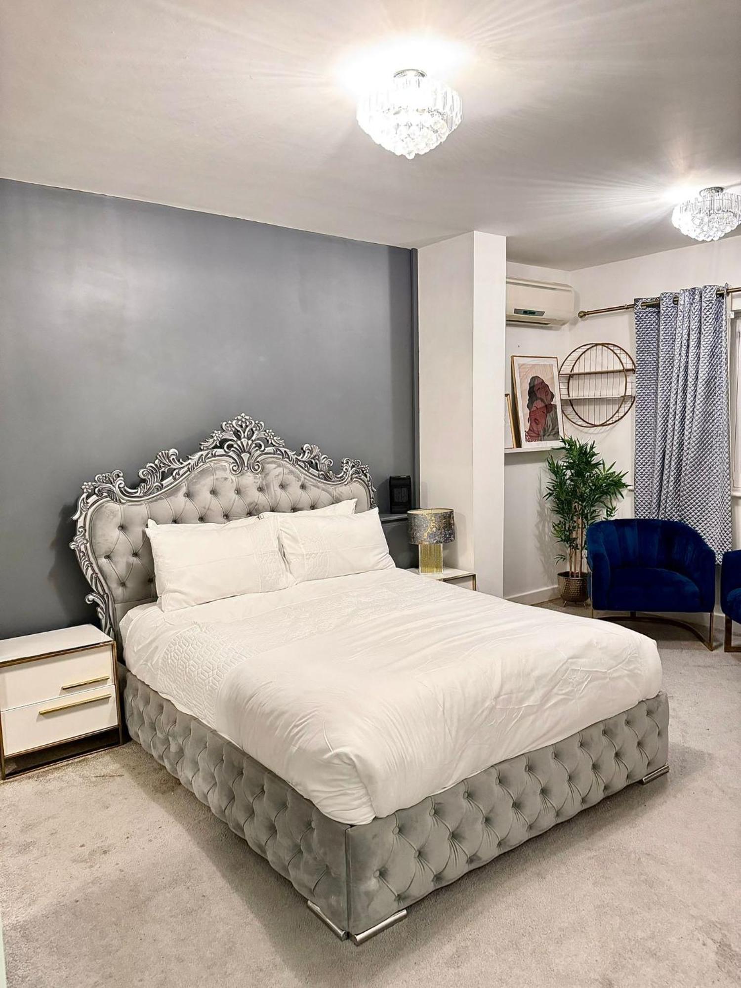 Deluxe Spacious King Size Room Hornchurch Bagian luar foto